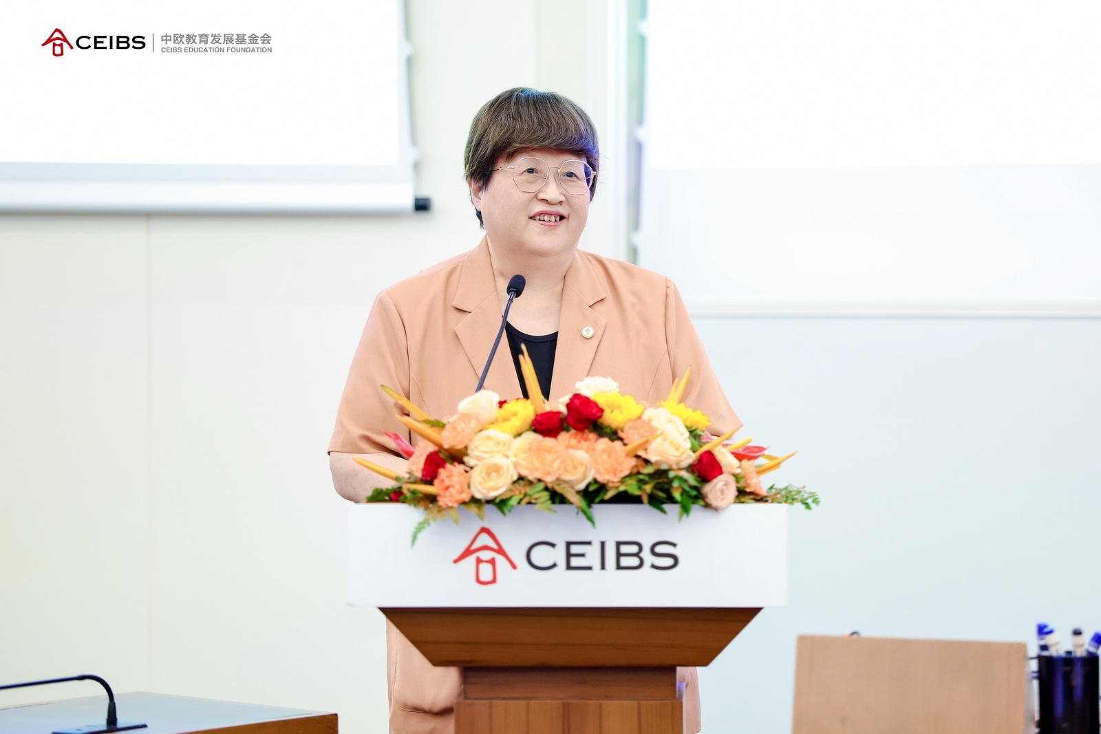 汪泓院长致辞