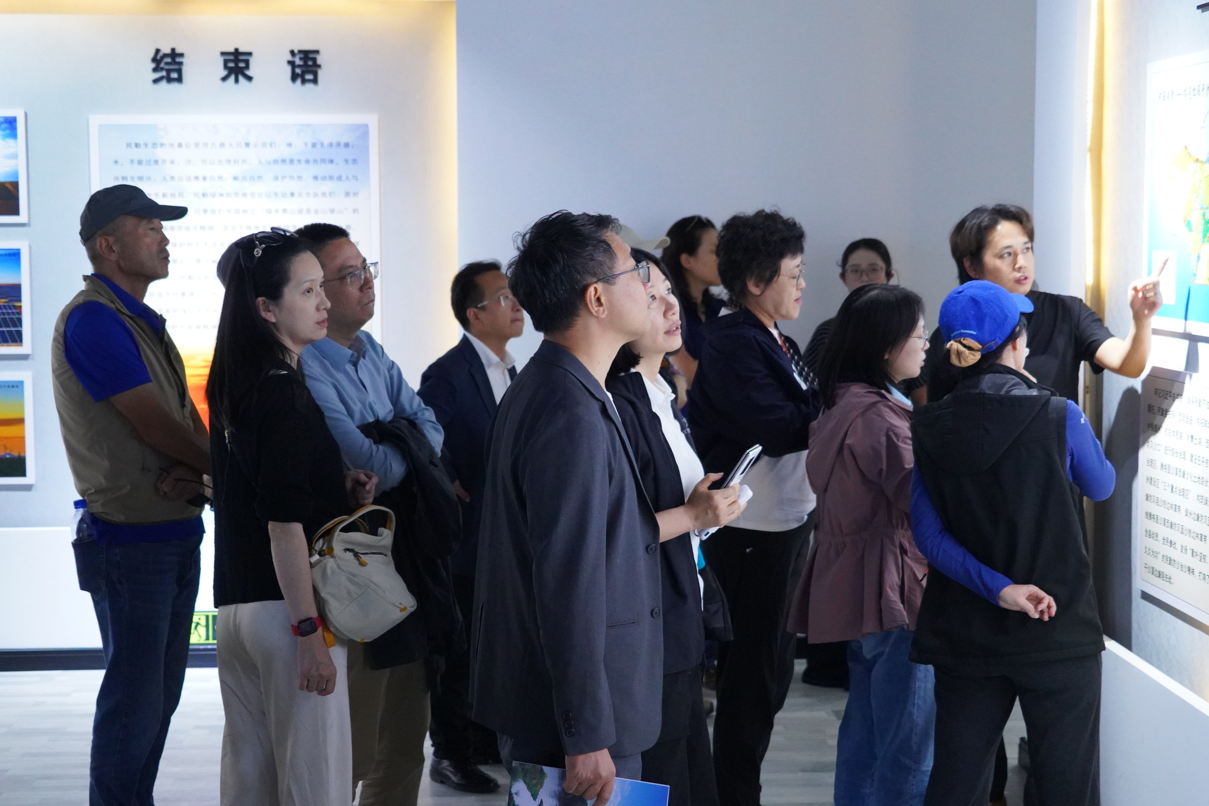 民勤治沙纪念馆