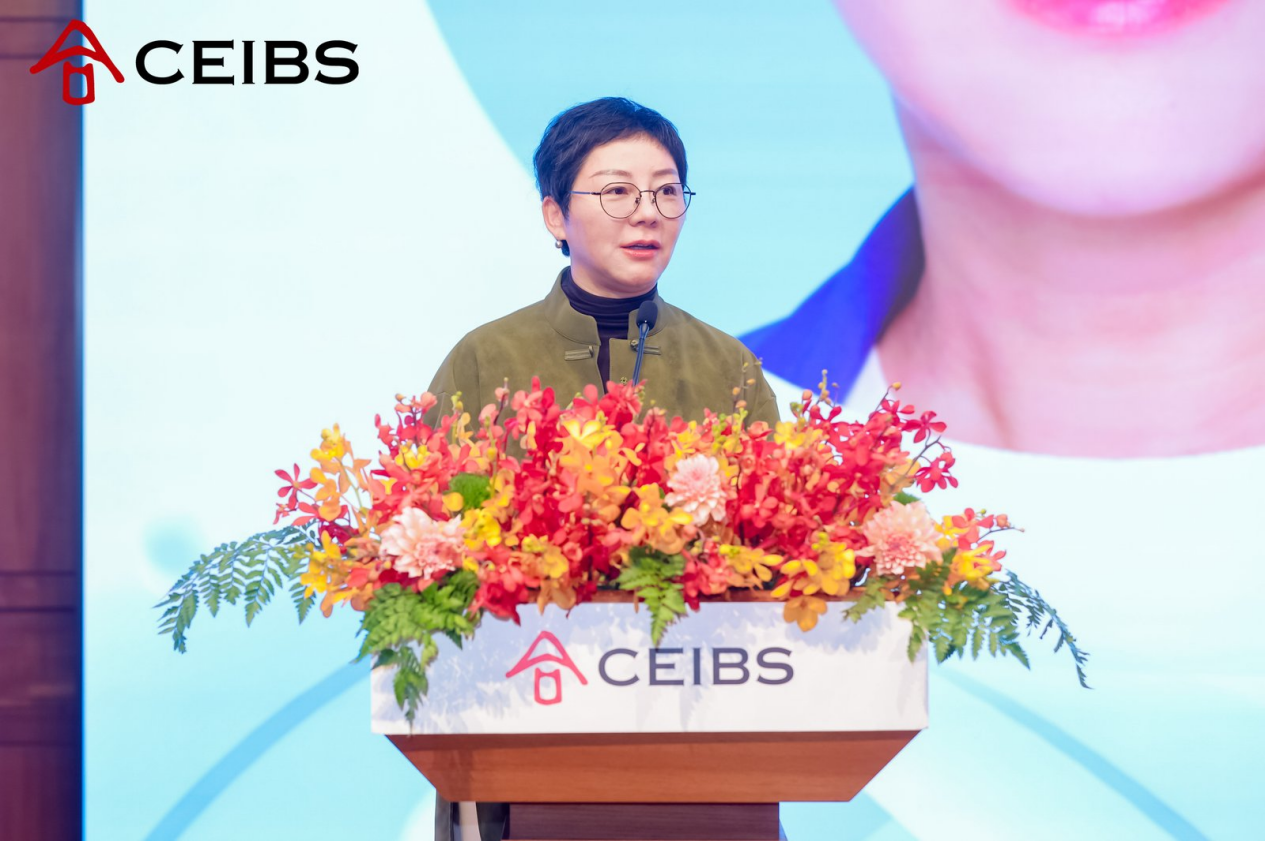 上海市妇联副主席李铭